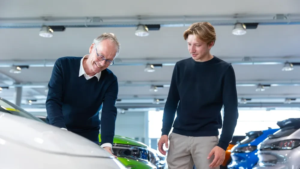 Werken als junior verkoopadviseur bij Van Vliet Autogroep