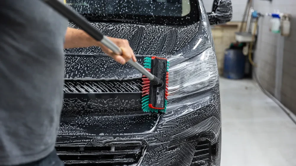 Werken als autowasser bij Van Vliet Autogroep